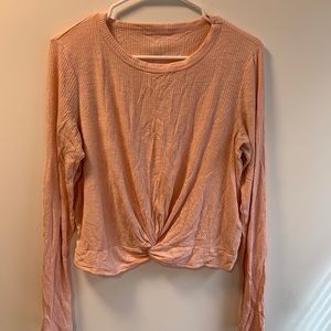 Aerie real soft Peach Long Sleeve Crop Twist Front